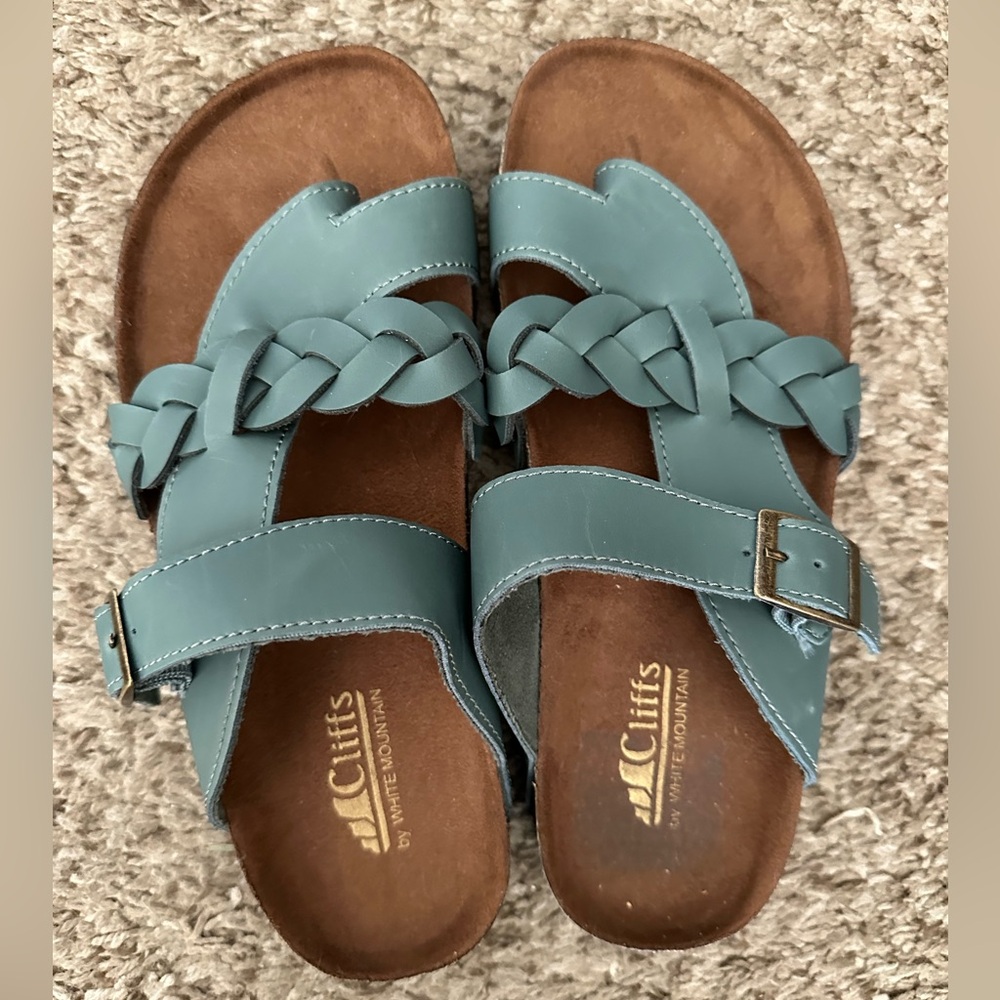 Cliff Mountain buckle sandals! Never worn!
